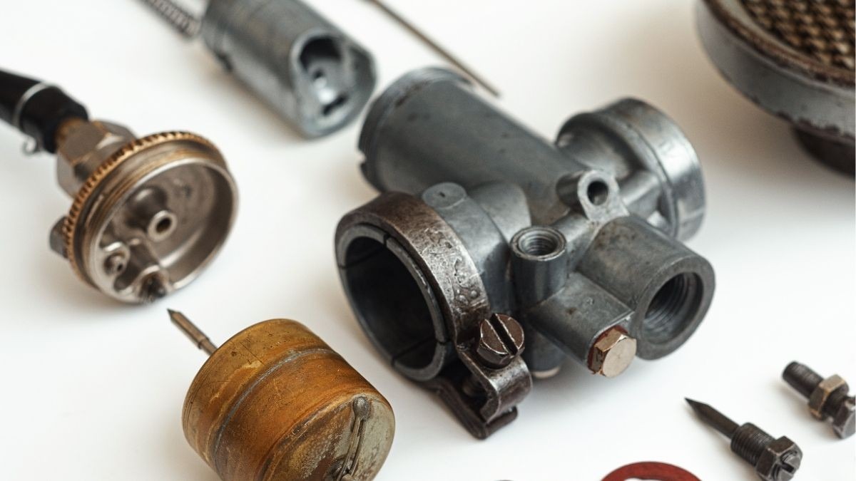 相模原市緑区でバイクパーツをお譲りします。処分するため、相模湖駅周辺で。